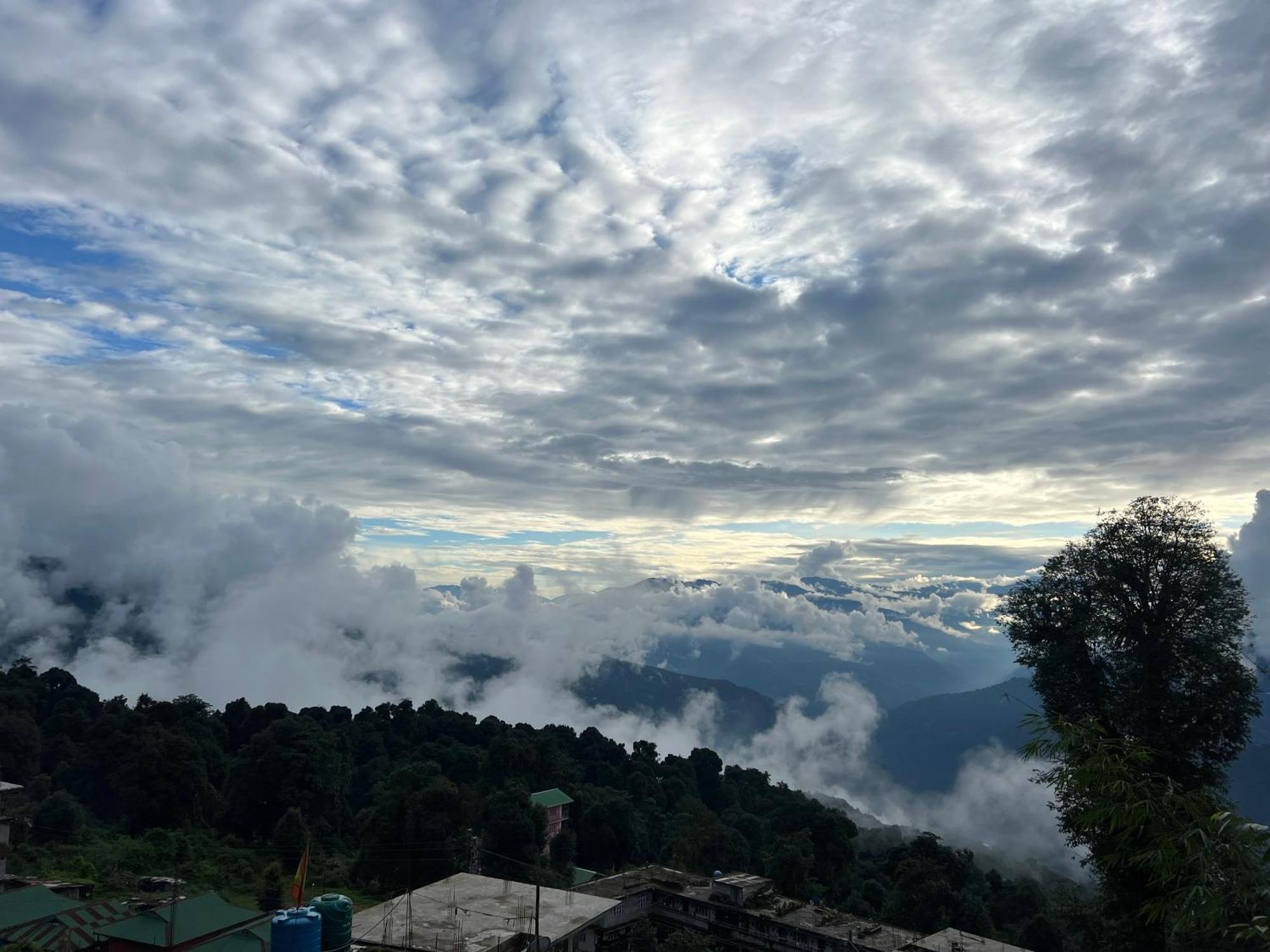 Hangkhim Homestay Ravangla Bagian luar foto